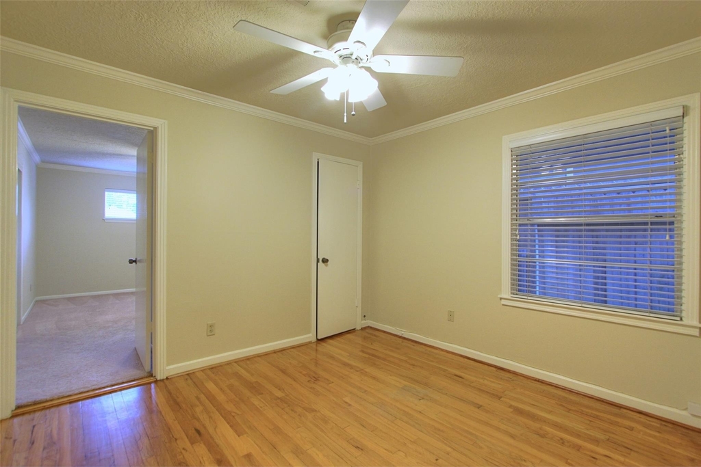 1322 Curtin Street - Photo 21