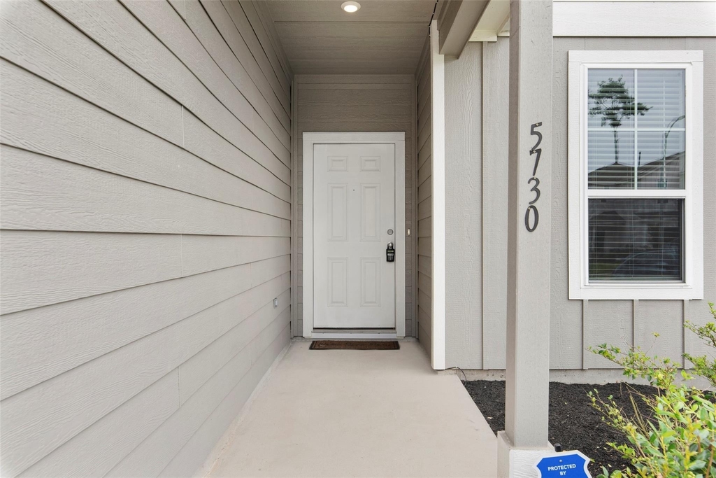 5730 Finely Run Street - Photo 2