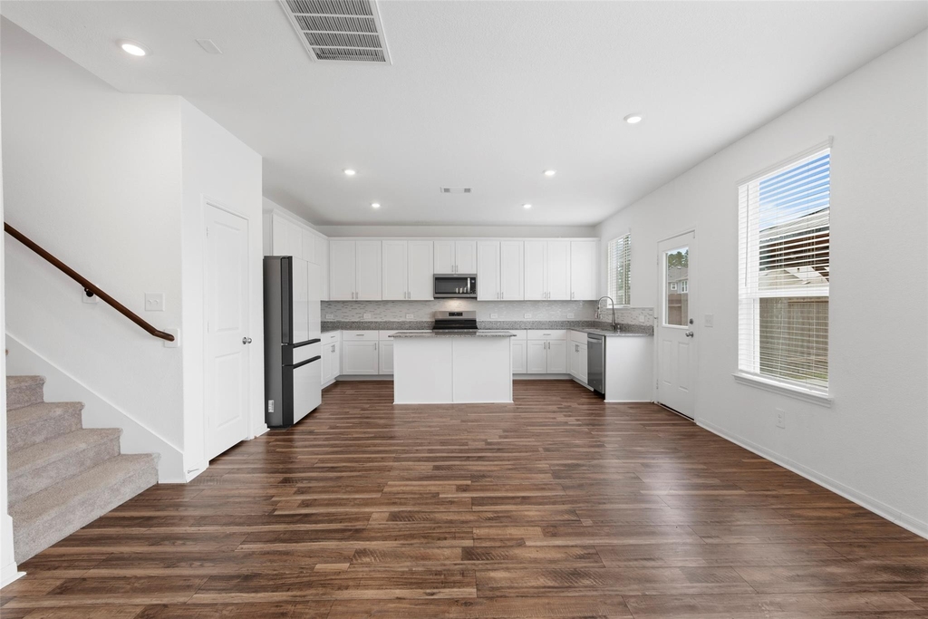 5730 Finely Run Street - Photo 11