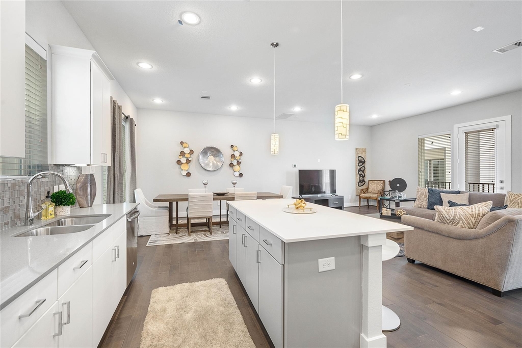 8411 Hempstead Road - Photo 13