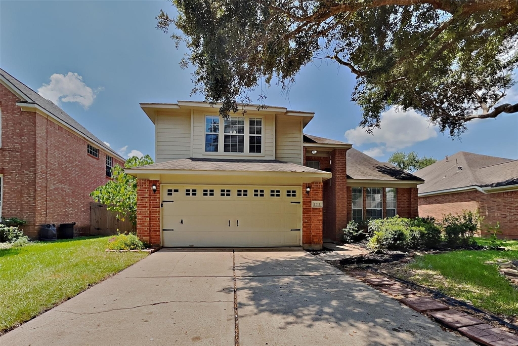 1211 Atlanta Drive - Photo 0