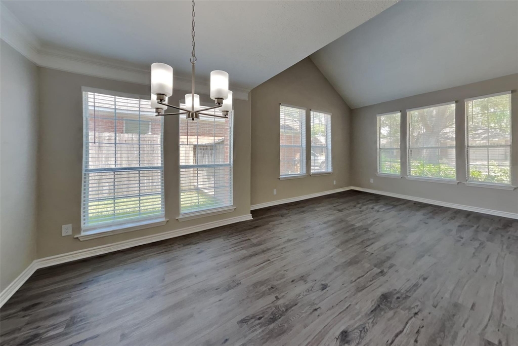 1211 Atlanta Drive - Photo 12