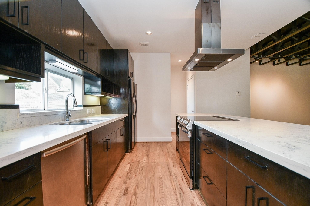 92 Dennis Street - Photo 6