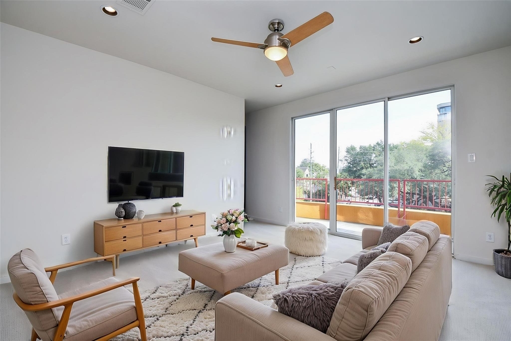 92 Dennis Street - Photo 9