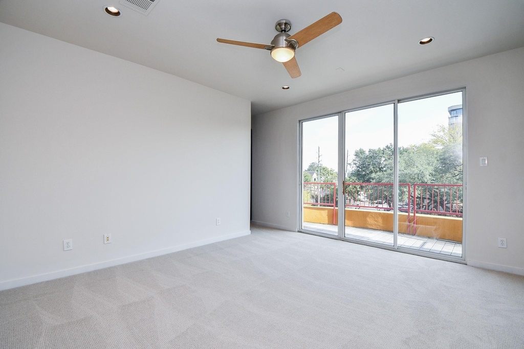 92 Dennis Street - Photo 10