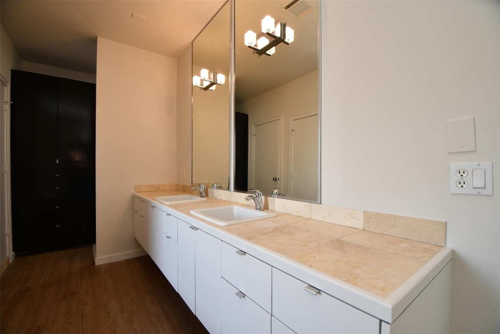 92 Dennis Street - Photo 18