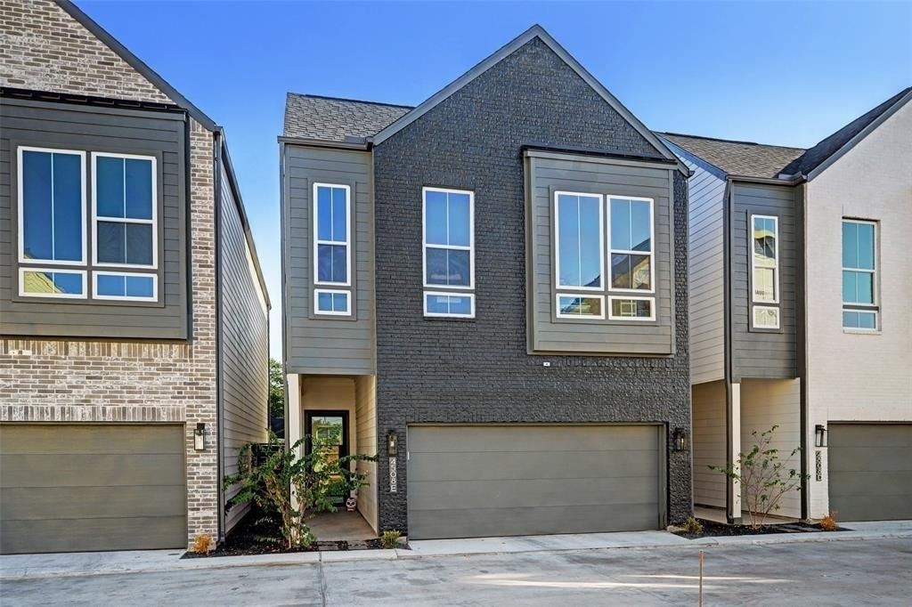 4508 Old Yale Street - Photo 2
