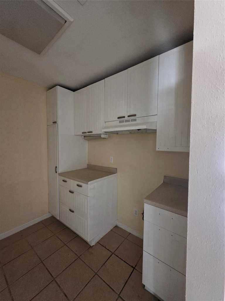 1014 Graham Drive - Photo 6