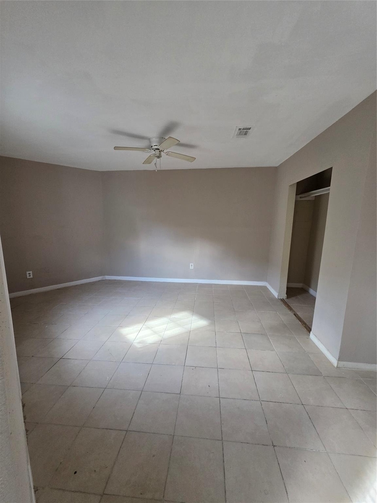 1014 Graham Drive - Photo 9