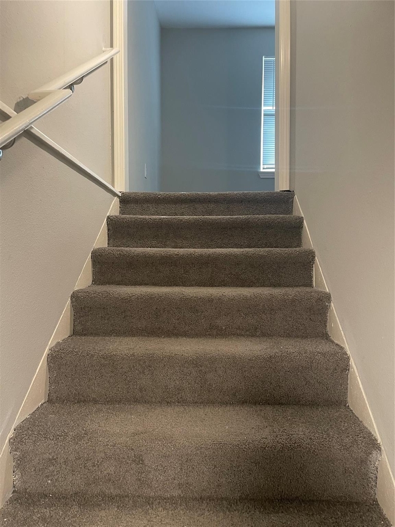 9216 1/2 E Avenue P - Photo 7