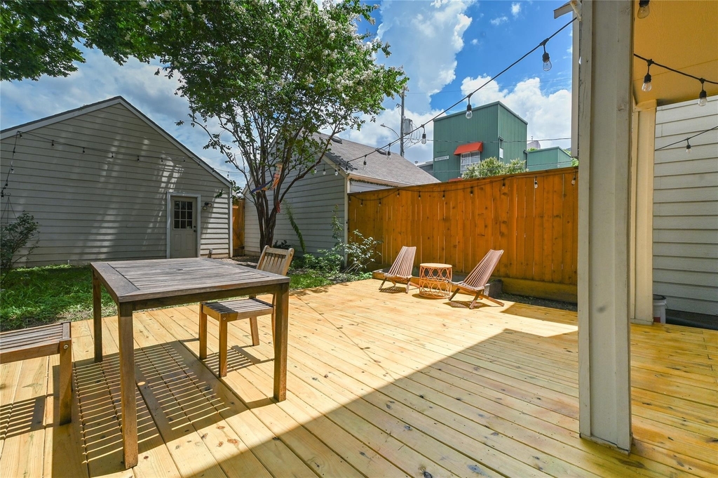 1004 Ruthven Street - Photo 18