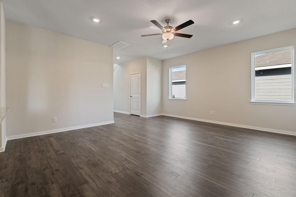 16483 Honeysuckle Hill Drive - Photo 1
