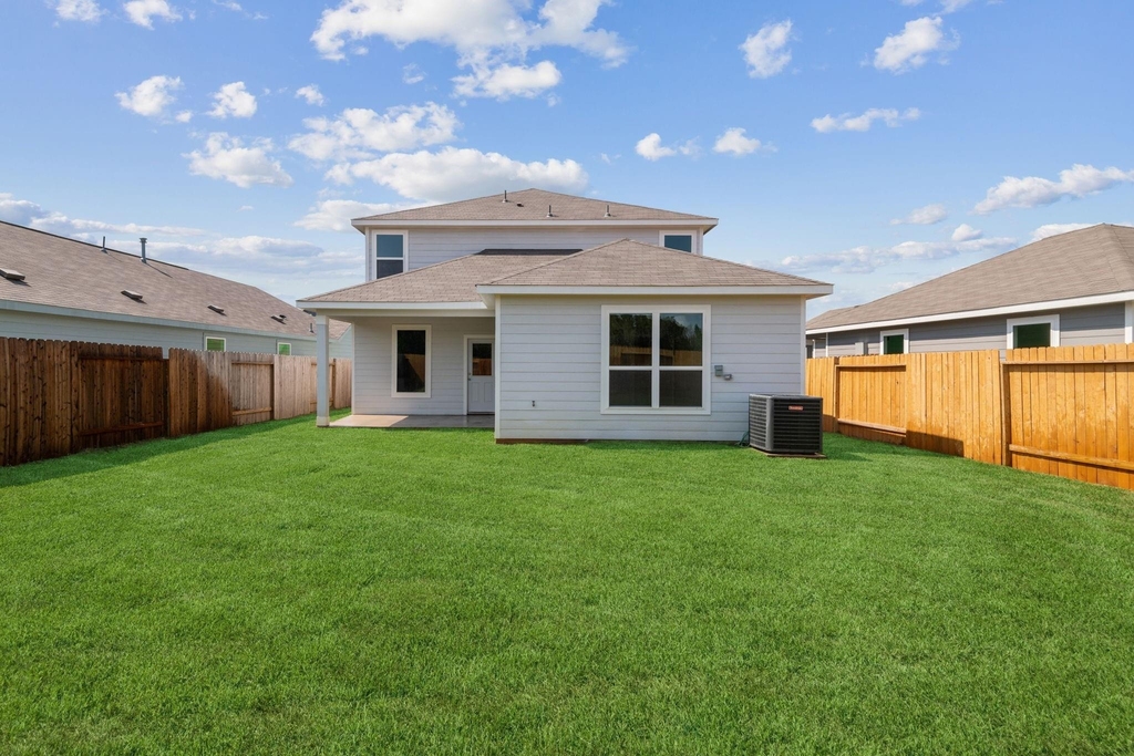 16483 Honeysuckle Hill Drive - Photo 22