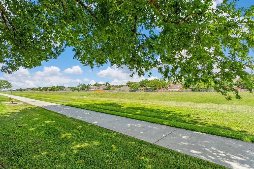 2015 Braesmeadow Lane - Photo 26