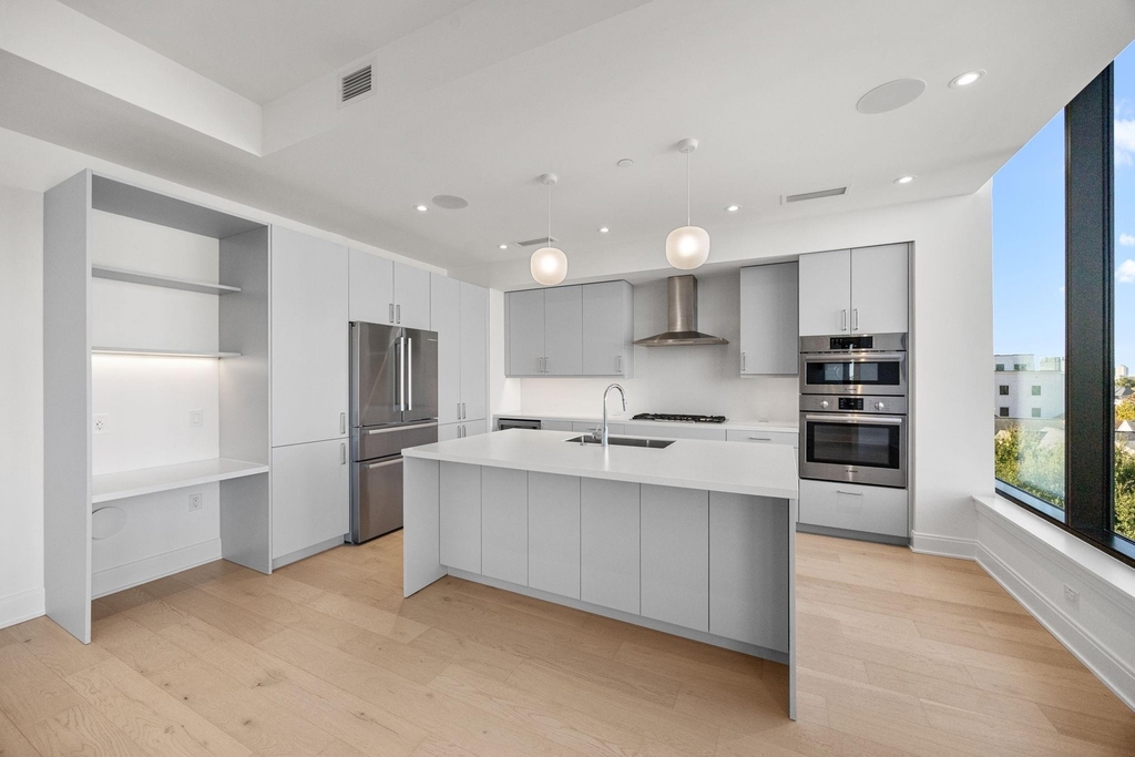 2323 W Main Street - Photo 6