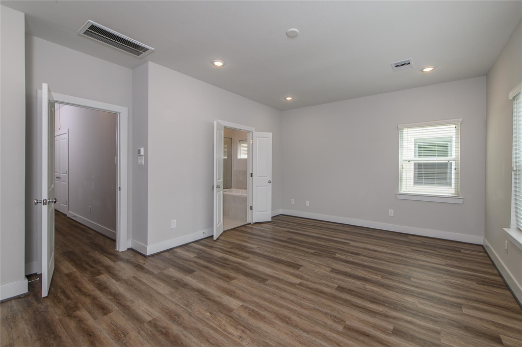 1274 N Post Oak Road - Photo 5