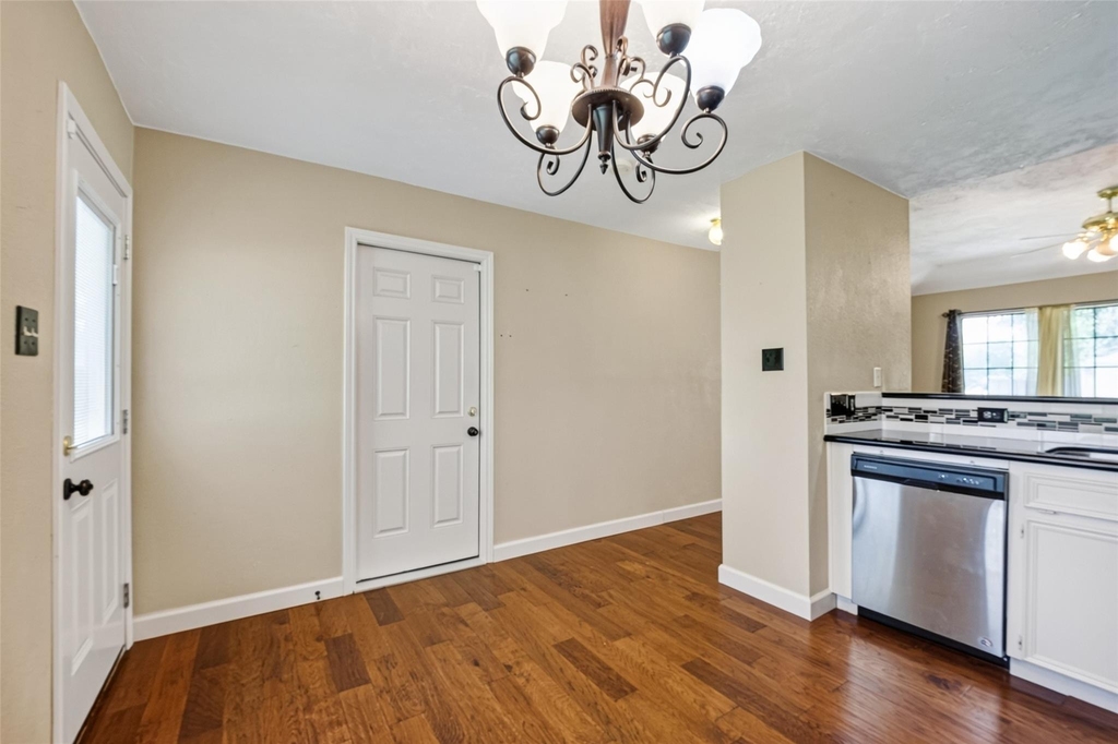 2914 County Road 855b - Photo 14