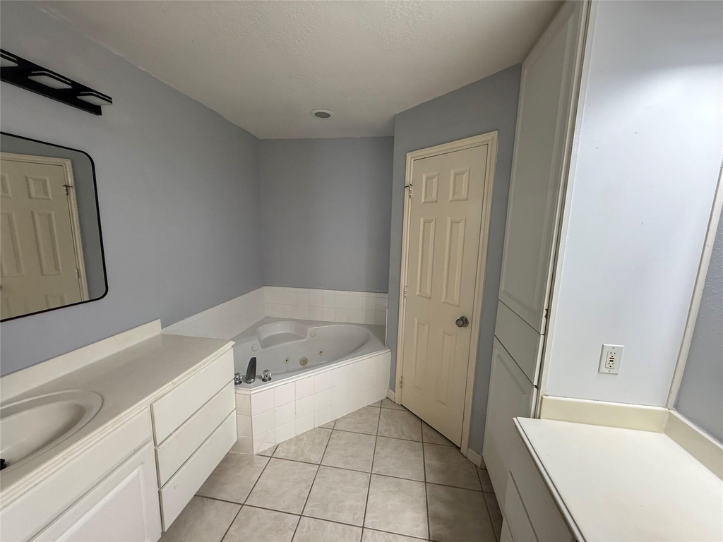 2710 Grants Lake Boulevard - Photo 8