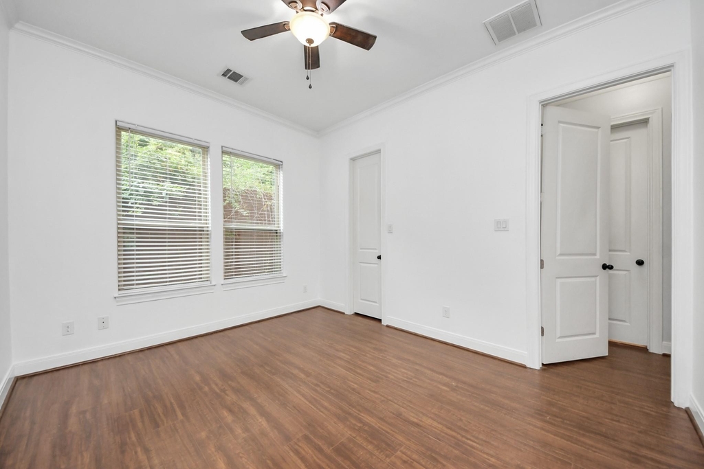 11045 Upland Forest Drive - Photo 23