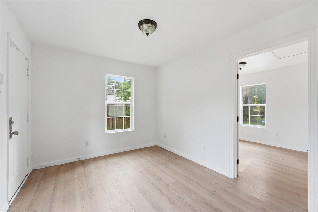 8038 Record Street - Photo 9