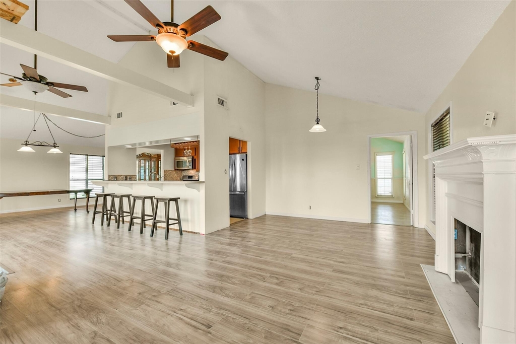 1073 Redfish Street - Photo 7