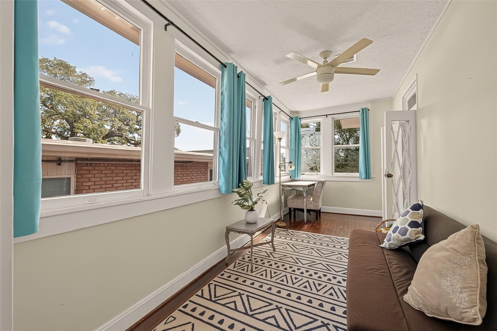 324 W Alabama Street - Photo 4