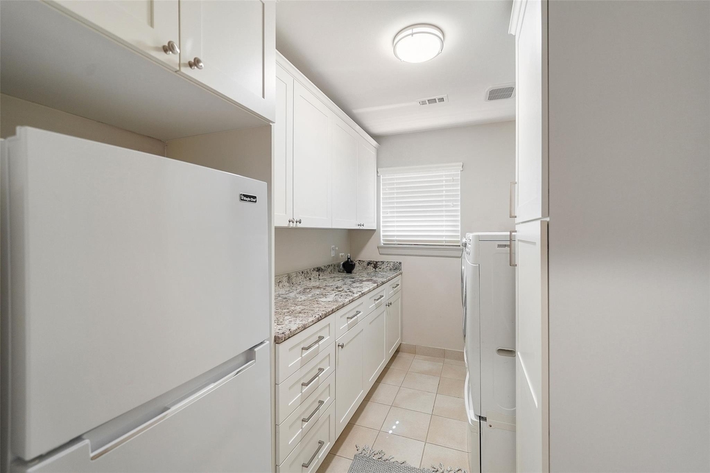5058 Yarwell Drive - Photo 17