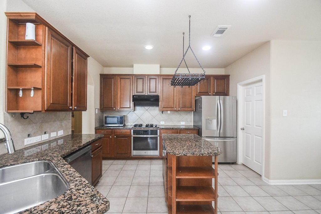 6006 Lamb Creek - Photo 3
