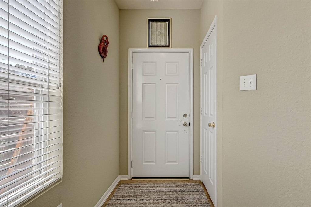 19223 Brook Village Road - Photo 9