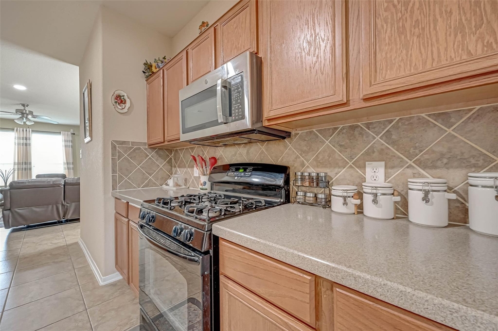 19223 Brook Village Road - Photo 30