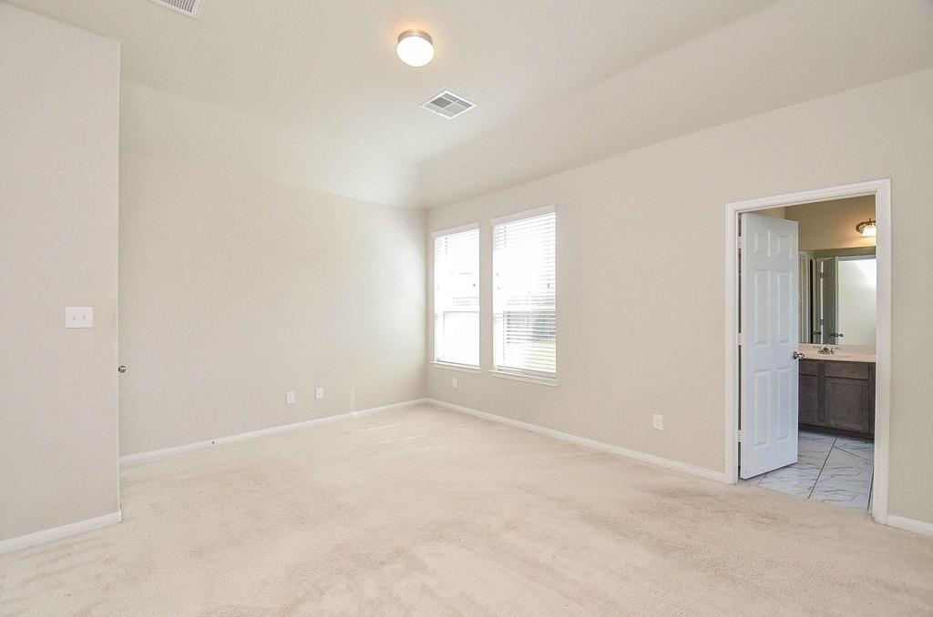 5443 Grand View Drive - Photo 15