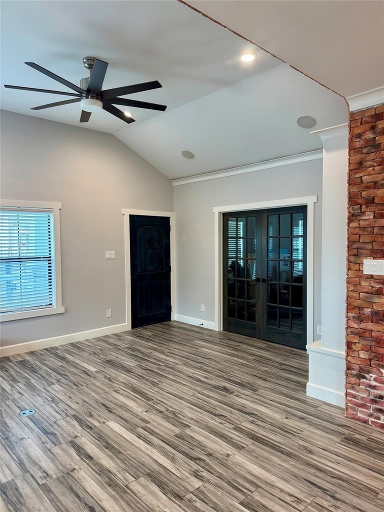 1914 Elysian Street - Photo 5