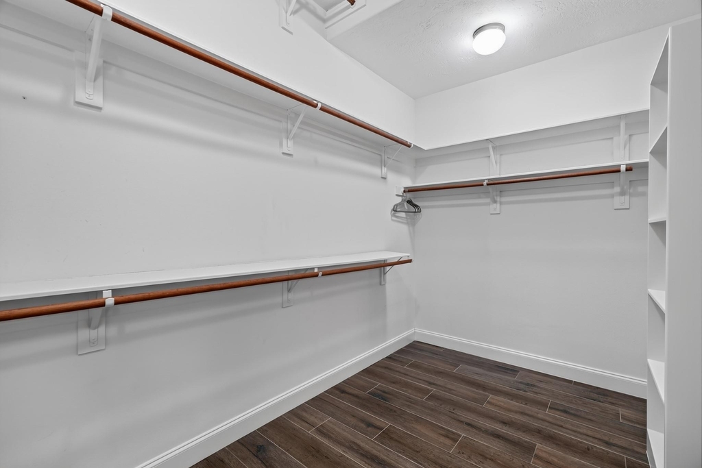 110 S Veilwood Circle - Photo 27