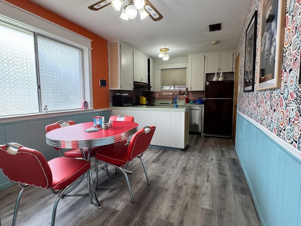 1432 Ramada Drive - Photo 3