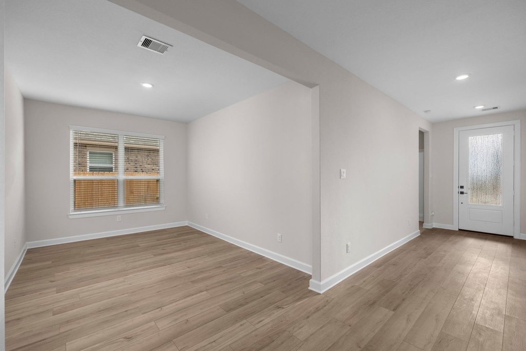 3210 Banyan Drive - Photo 3