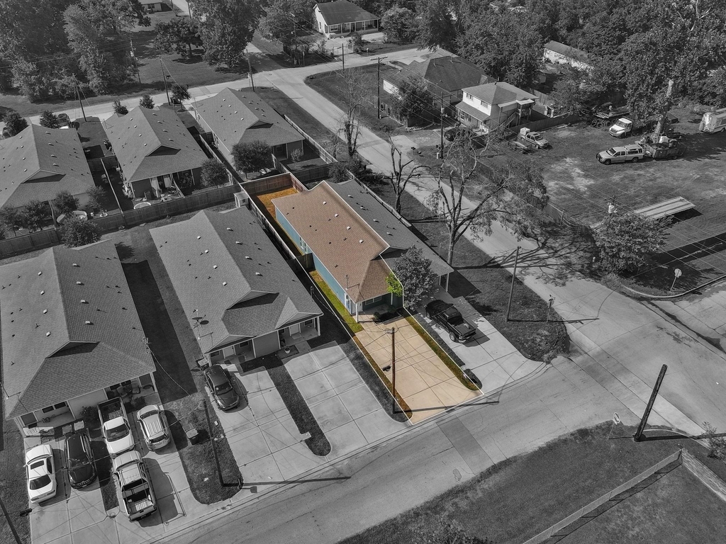 403 E Avenue G - Photo 21
