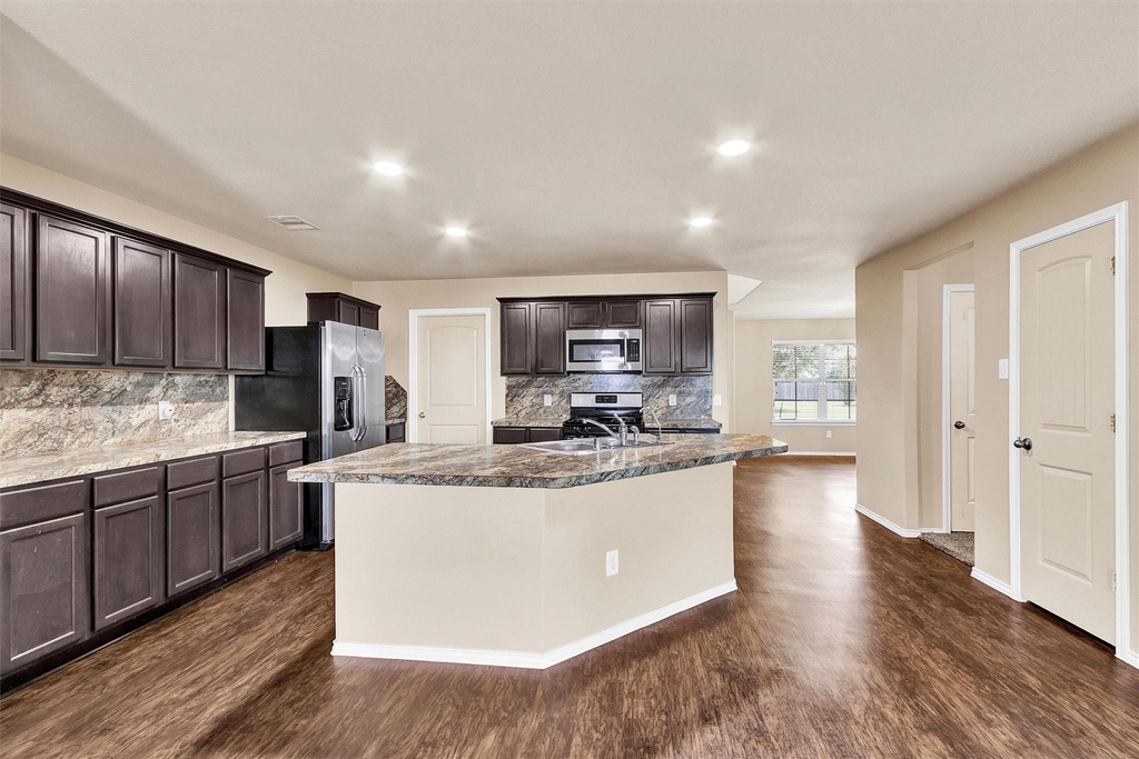 2119 Treasure Mountain Drive - Photo 5
