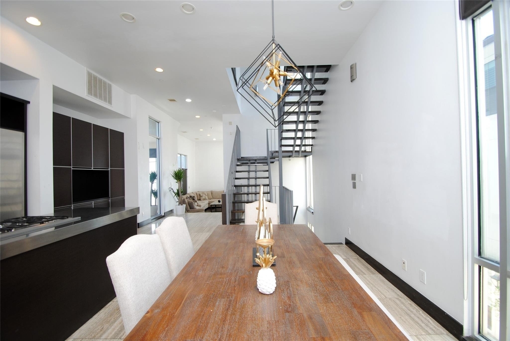 4118 Floyd Street - Photo 9