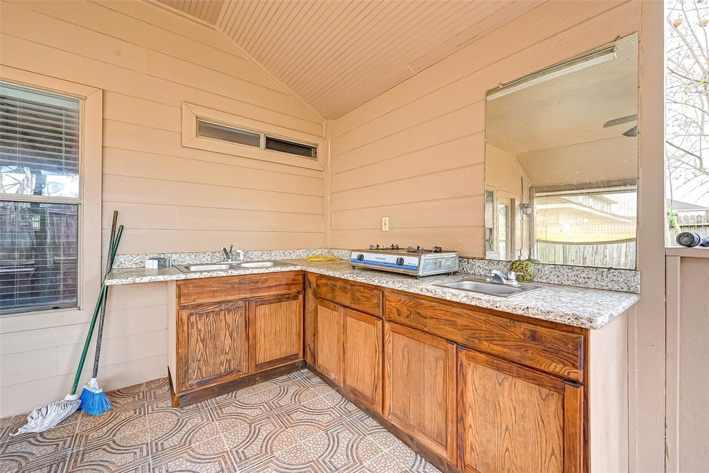 3522 Samuel Adams Lane - Photo 33