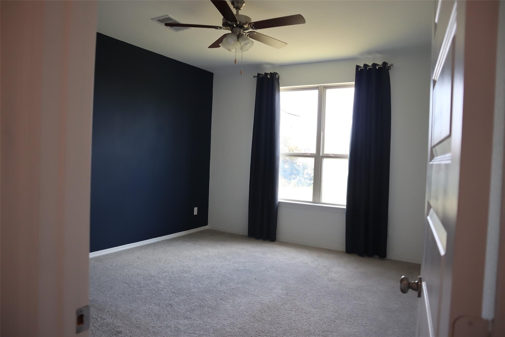 5806 Aurora Greens Lane - Photo 8