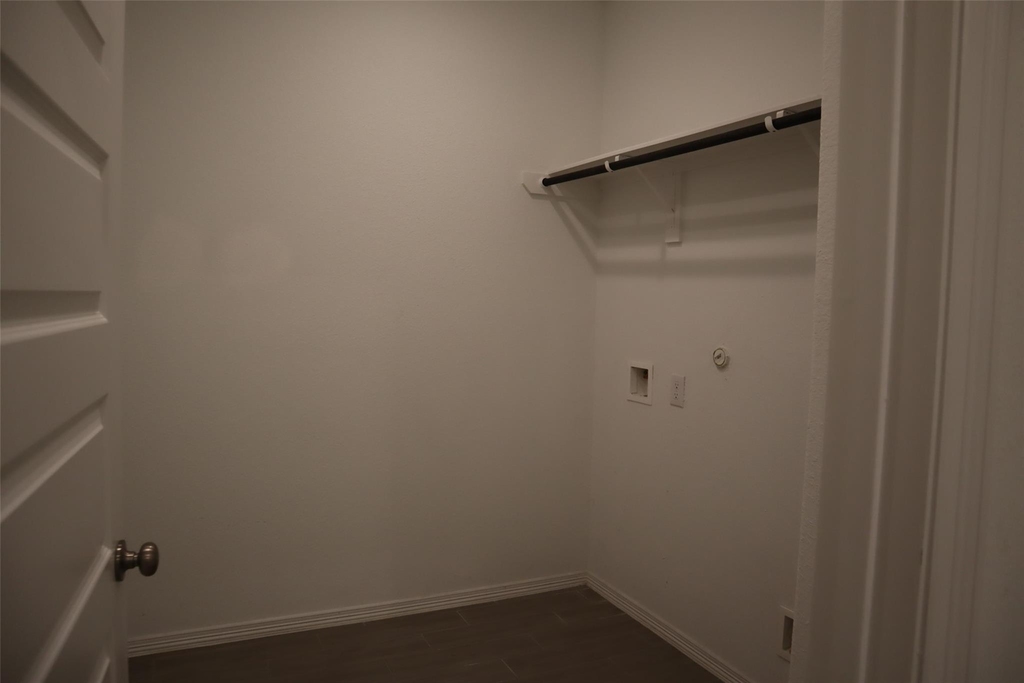 5806 Aurora Greens Lane - Photo 4