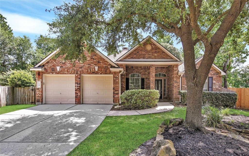 14 Beauty Bower Place - Photo 1