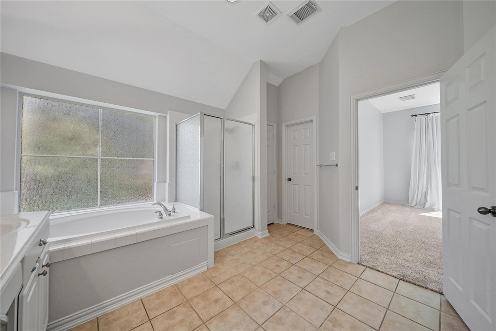 14 Beauty Bower Place - Photo 23