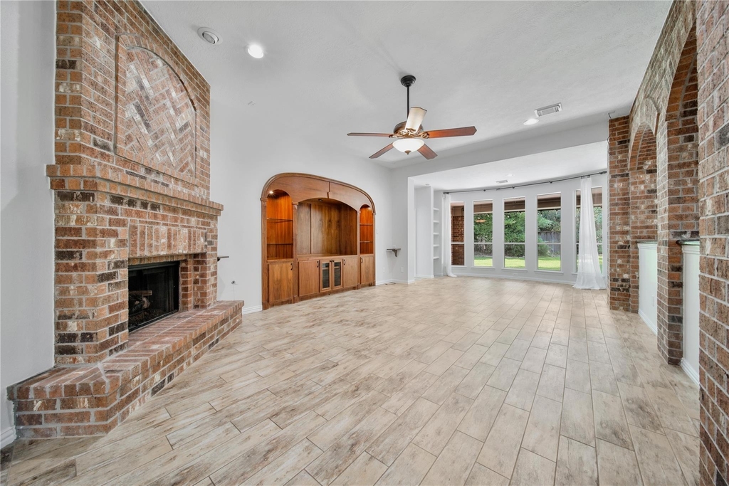 14 Beauty Bower Place - Photo 13