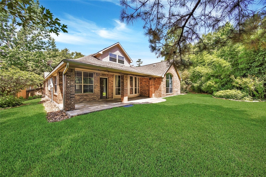 14 Beauty Bower Place - Photo 35