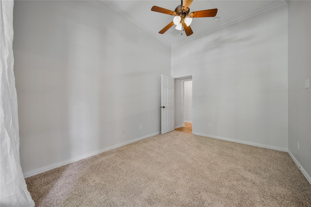 14 Beauty Bower Place - Photo 27