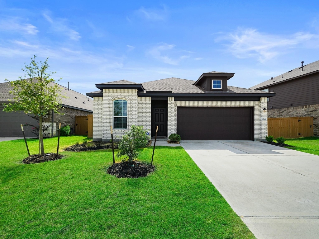 15102 Wiltshire Castle Ln - Photo 0