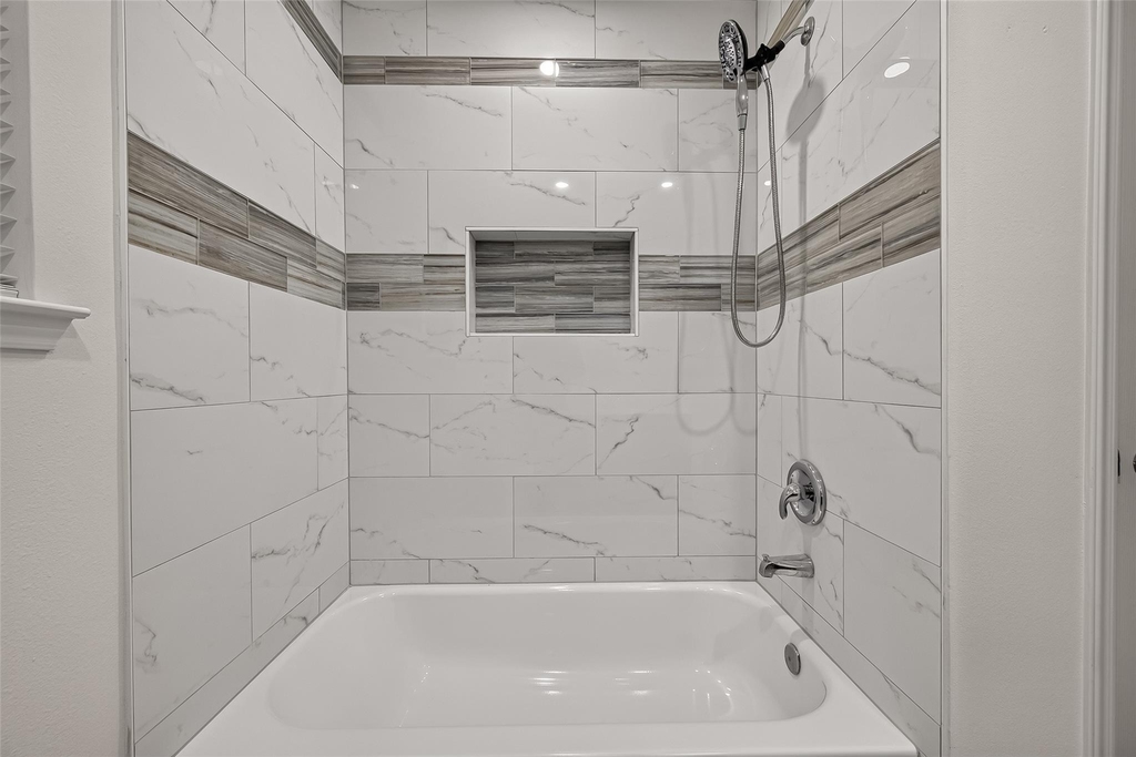 5607 Granite Falls Ln - Photo 6