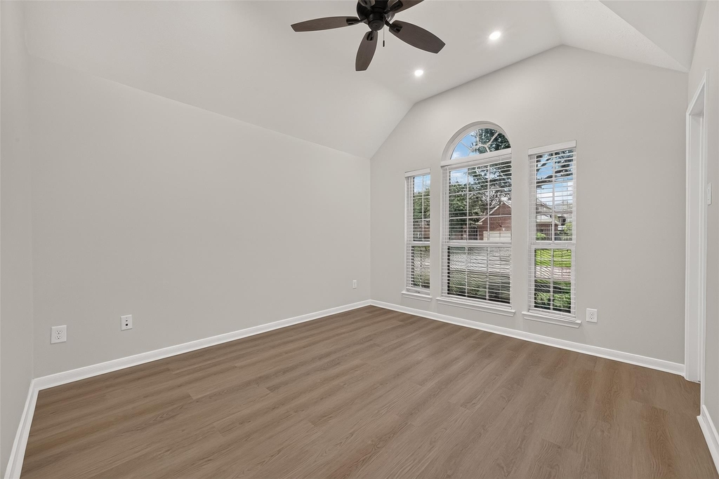 5607 Granite Falls Ln - Photo 4