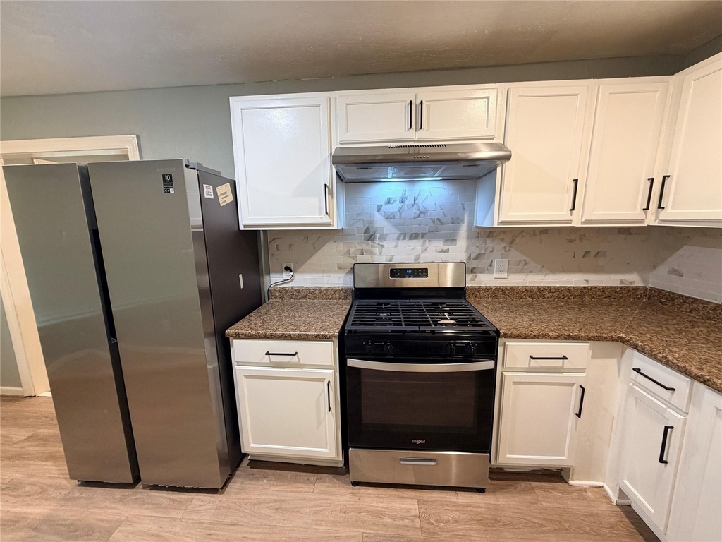 505 Sikes Street - Photo 4